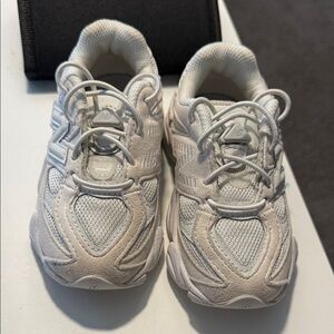 Kids White New Balance Shoes